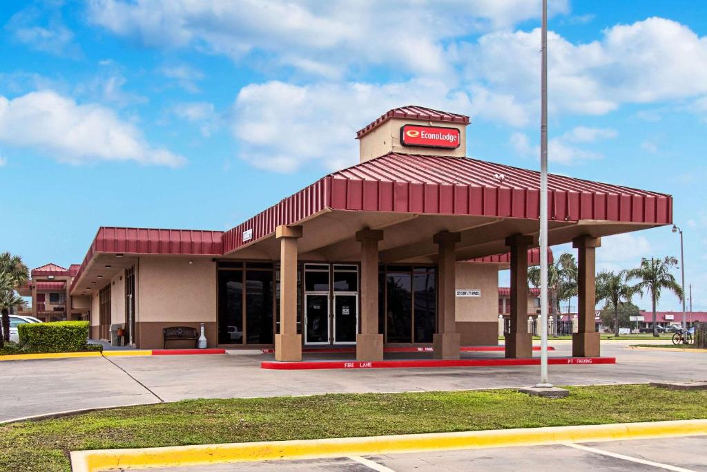 Econo Lodge Kingsville image