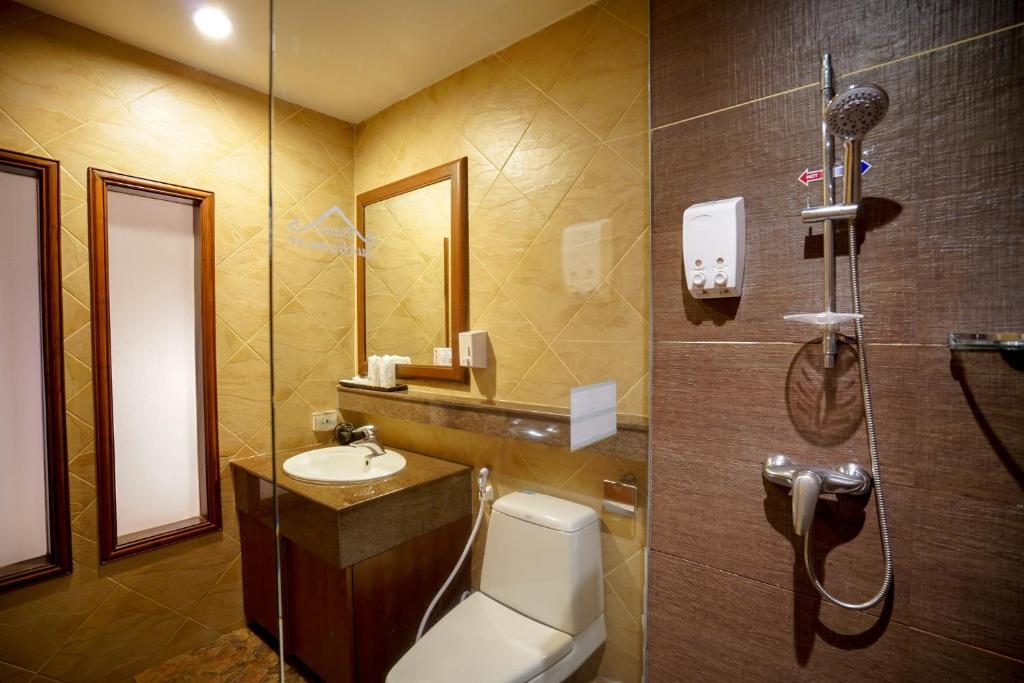 Двухместный (Улучшенный двухместный номер с 1 кроватью), Baan Sukhumvit Soi 18