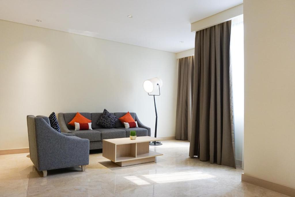 Сьюит (Люкс с балконом), Midtown Residence Simatupang Jakarta