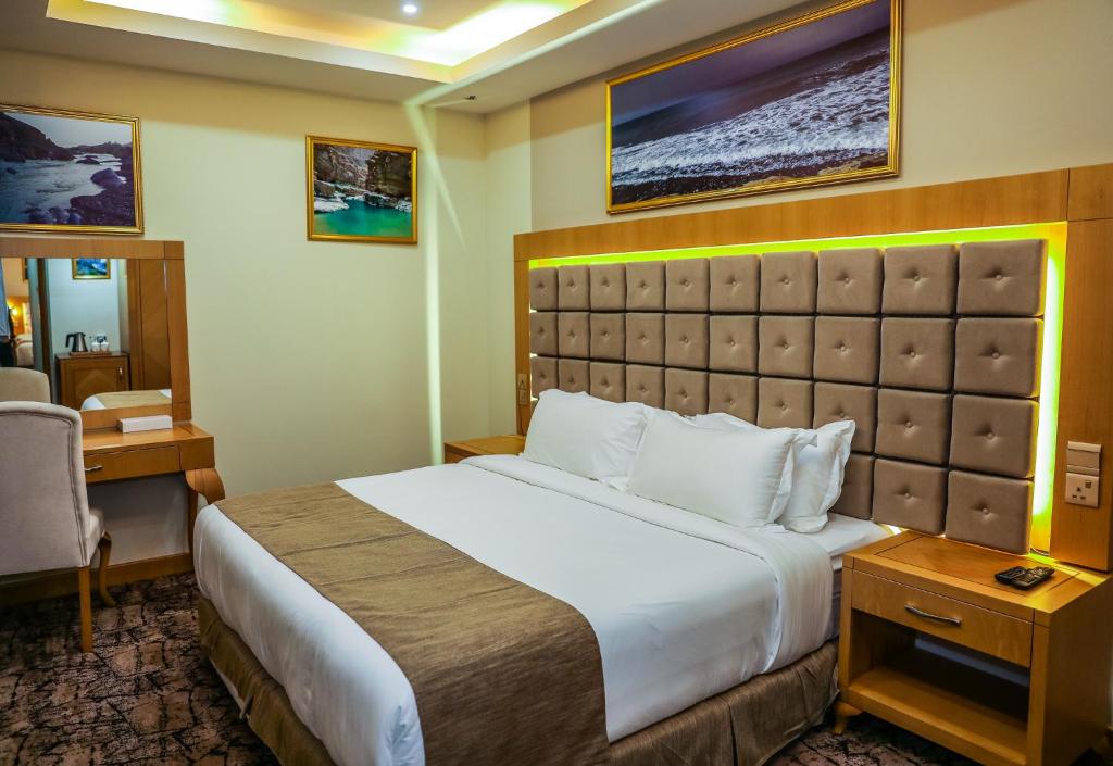 Семейный (Семейный двухместный номер с 1 кроватью), Muscat Plaza Hotel
