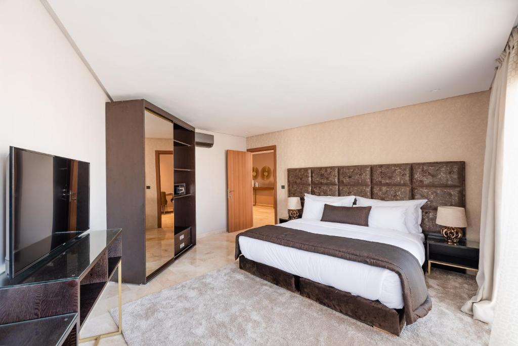 Сьюит (Привилегированный люкс), Avenue Suites
