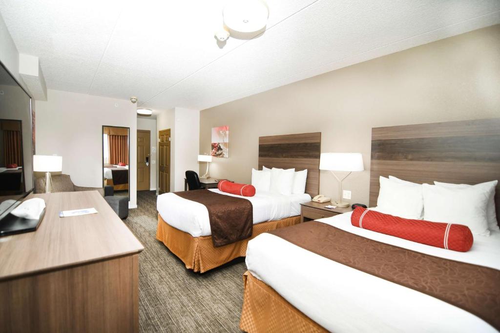 Best Western Plus Sandusky Hotel & Suites photo 2