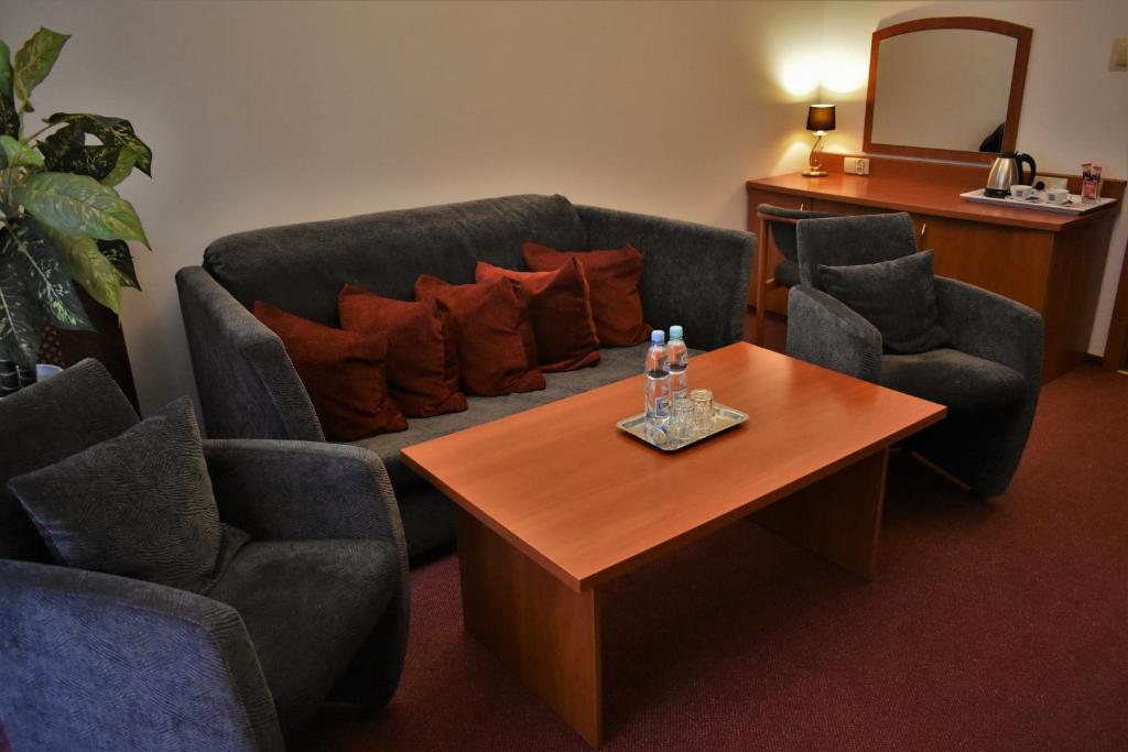 Двухместный (Двухместный номер с 1 кроватью и балконом), Hotel Złote Dęby