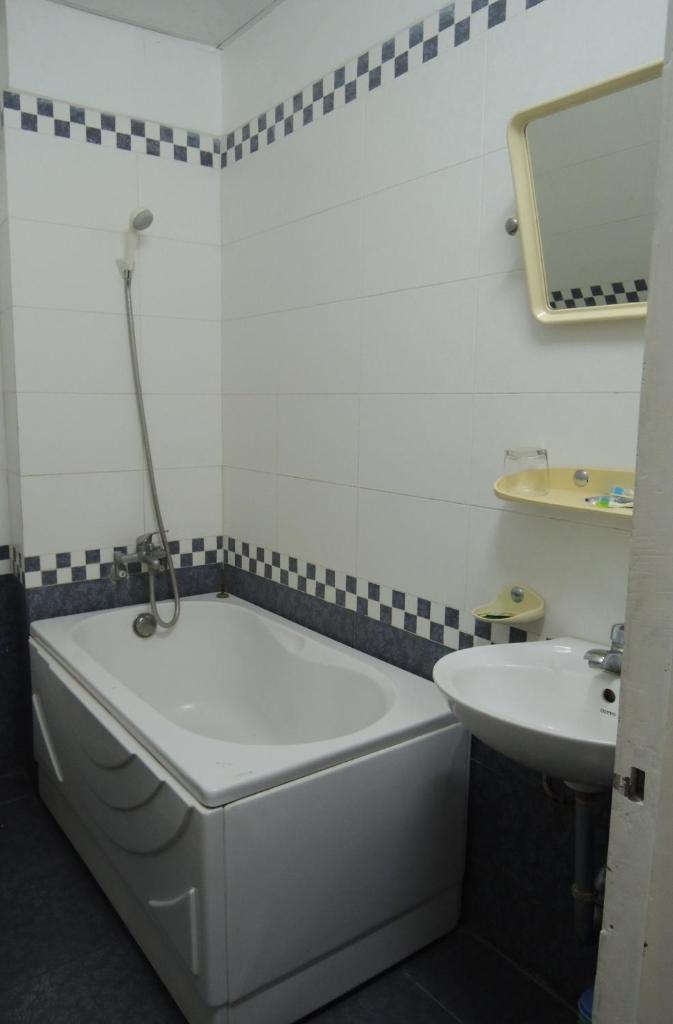 Трехместный (Стандартный трехместный номер), Hoang Cuong Hotel