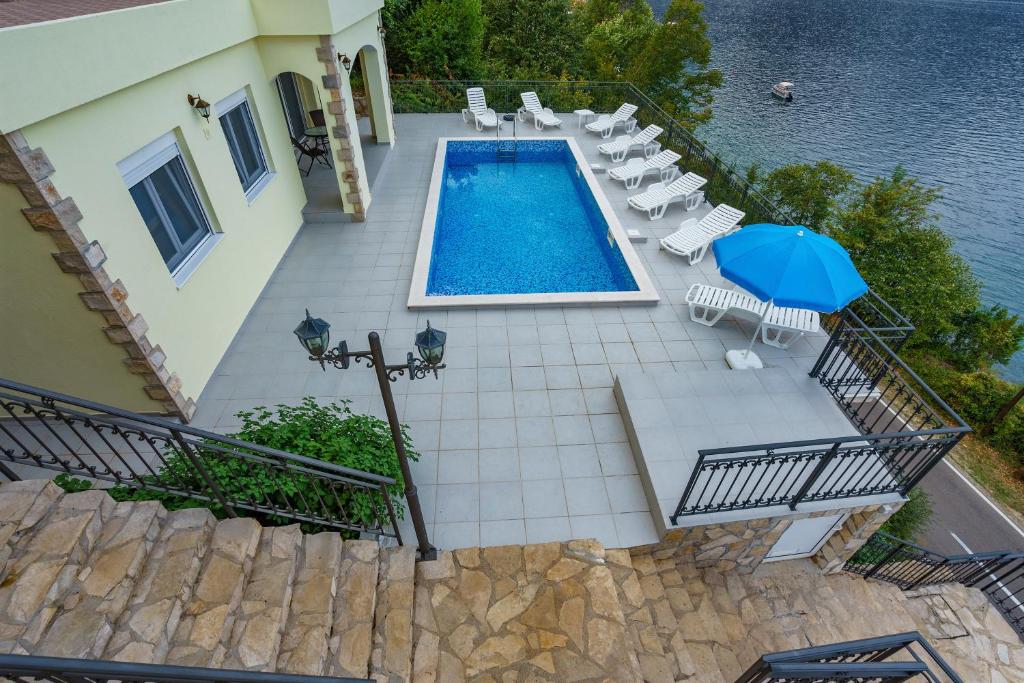 Villa KOSTA photo 2