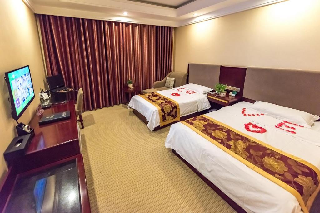 Dunhuang Gold Dragon Hotel photo 4
