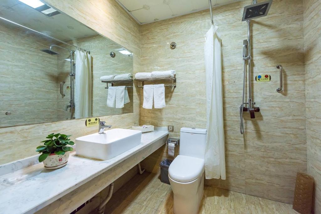 Dunhuang Gold Dragon Hotel photo 2