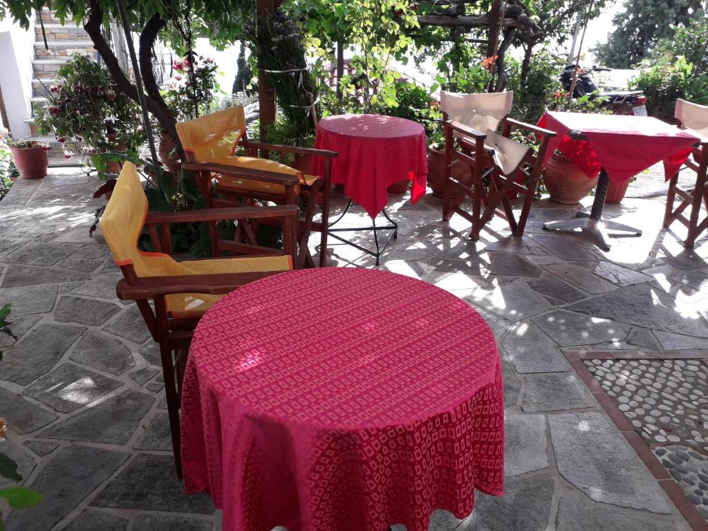 Vera's Traditional House photo 2