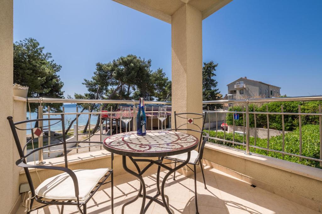 Beachfront Apartments Gabine photo 1