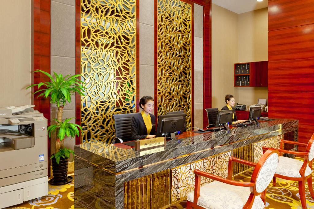 Empark Grand Hotel Hangzhou Bay Ningbo photo 2