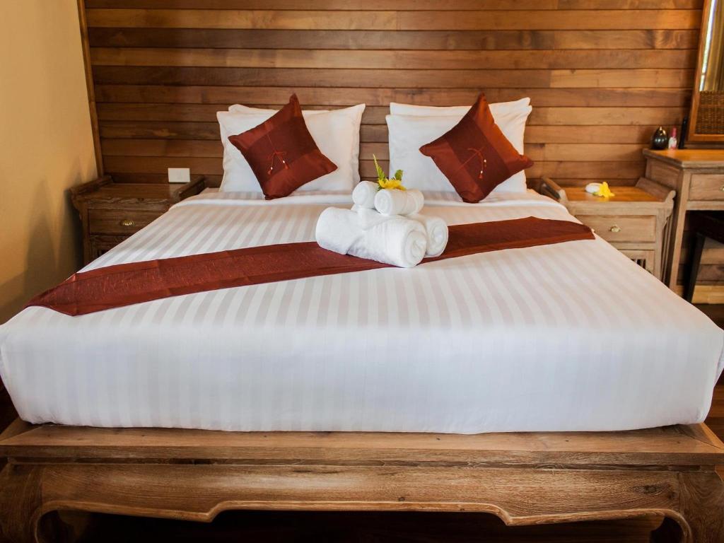 Двухместный (Двухместный номер Делюкс с 1 кроватью), Chaipura Resort