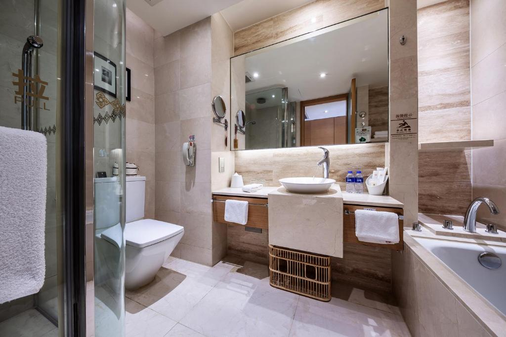 Двухместный (Номер Делюкс с кроватью размера «king-size»), Jinling Hotel Wuxi