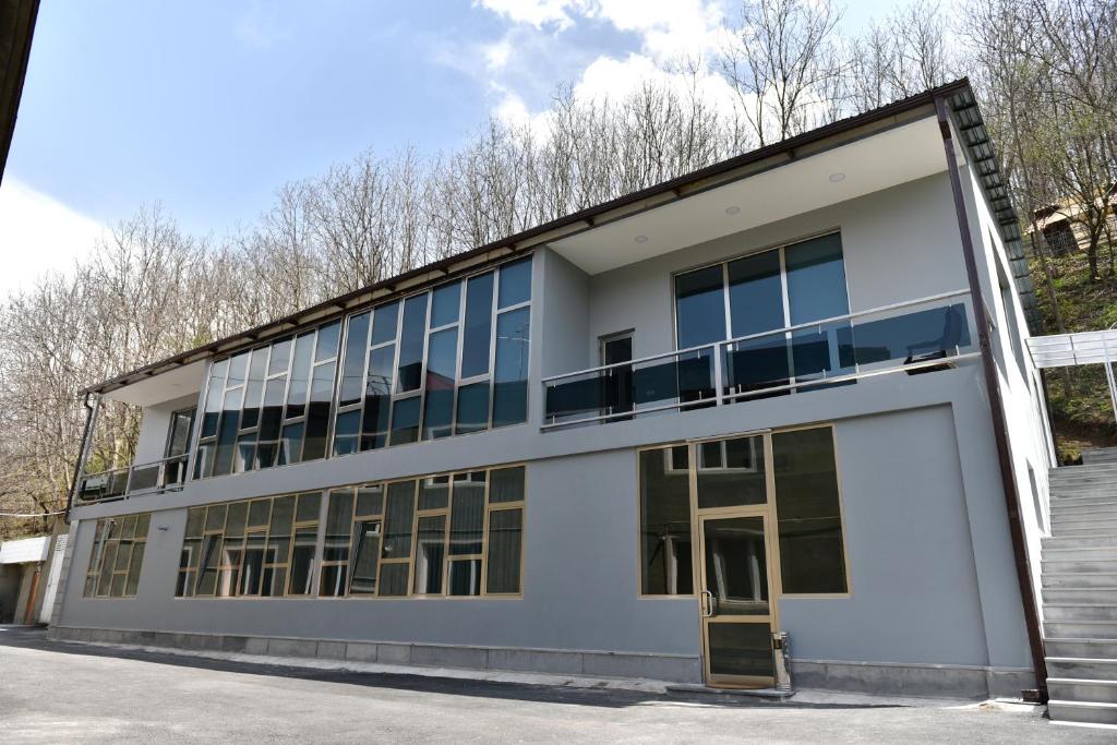 GreenWood Hotel photo 1