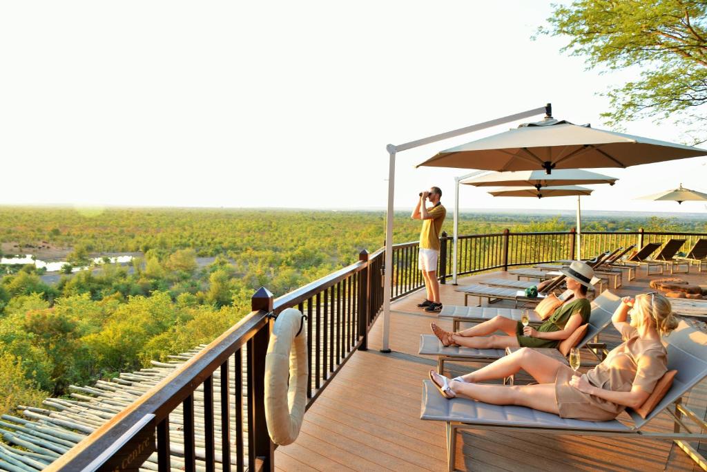 Victoria Falls Safari Lodge photo 4