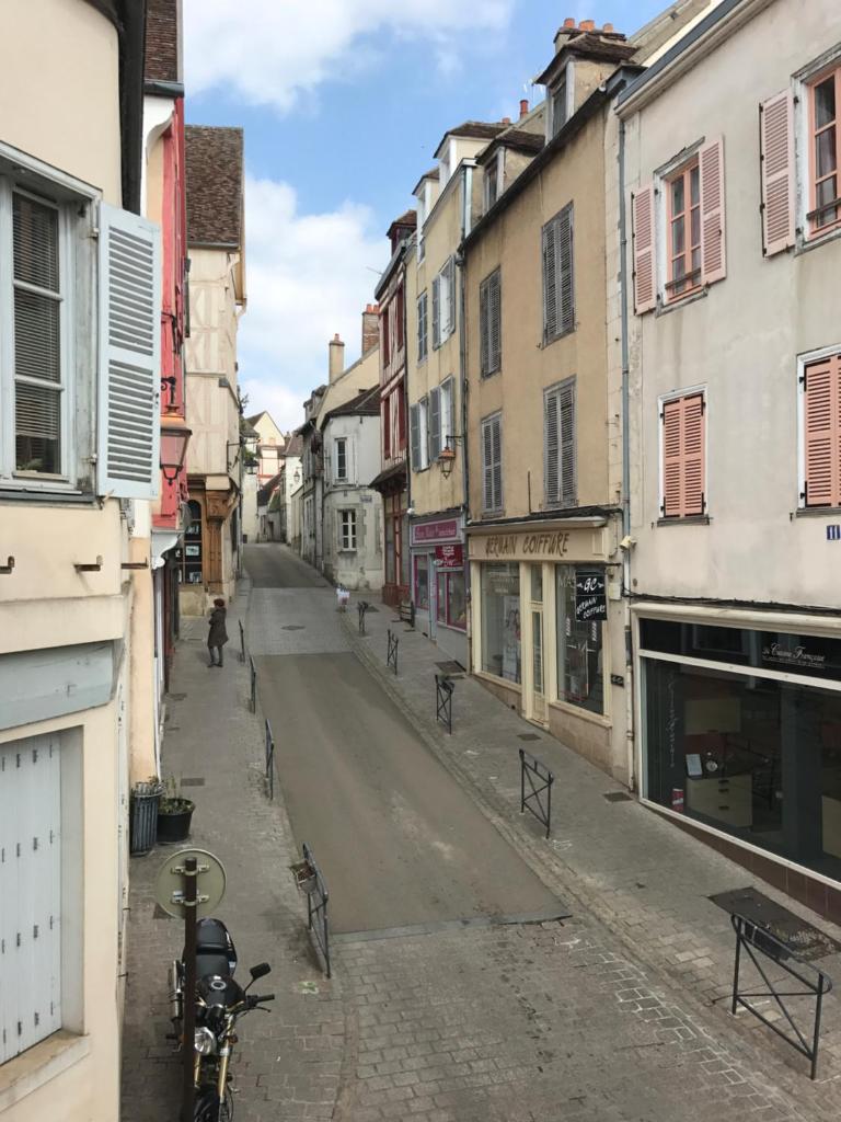 Auxerre rue Joubert photo 2