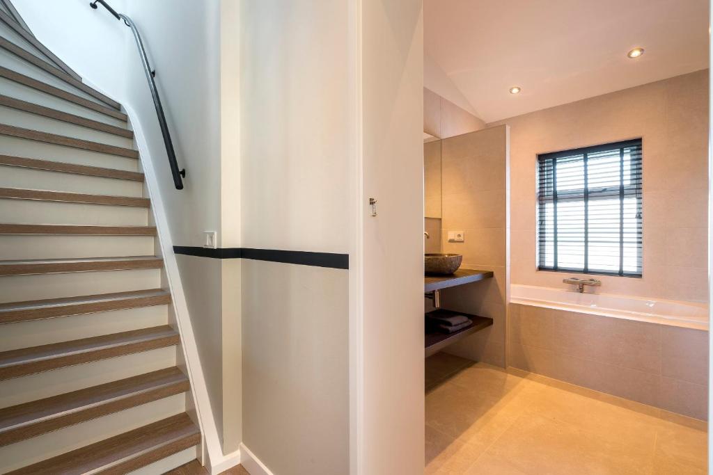 Boerderijwoning photo 2