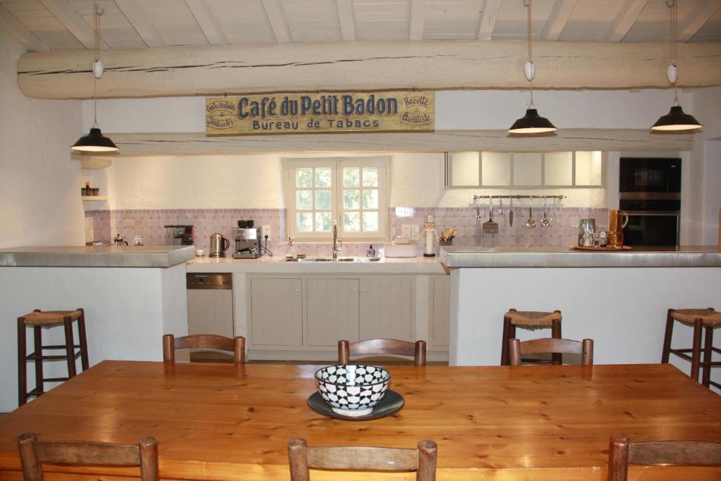 LE CAFE & LA FORGE du PETIT BADON photo 1