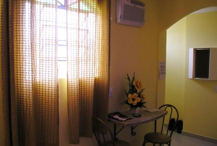 MOTEL RED LOVE photo 3