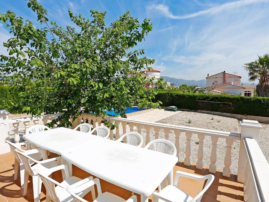 Villa Villa Llobeta by Interhome photo 1