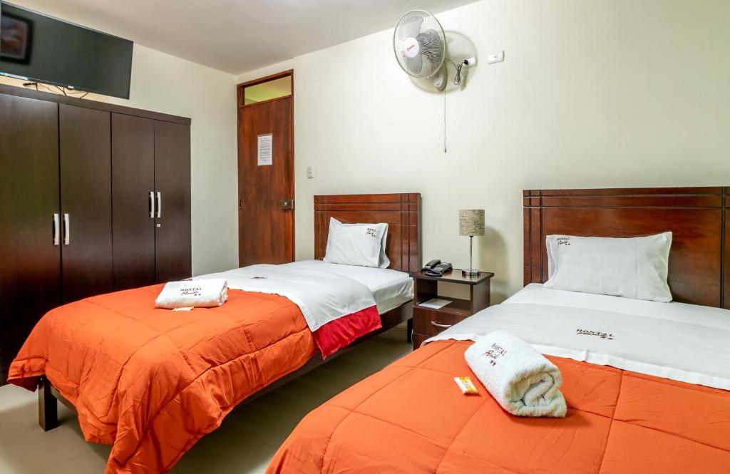 Hostal Florida photo 1