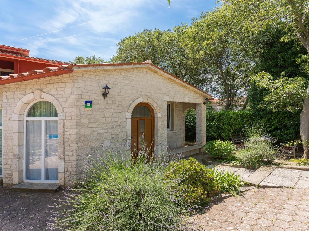 Holiday Home Christa by Interhome photo 1