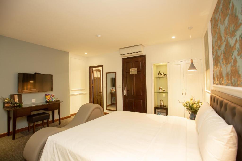 Adeline Hotel Hanoi