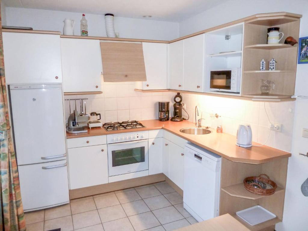Holiday Home Bosrijk Ruighenrode-3 by Interhome photo 2
