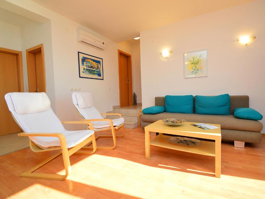 Holiday Home Mira by Interhome photo 3