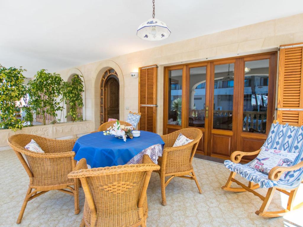 Holiday Home Can Roses by Interhome photo 3