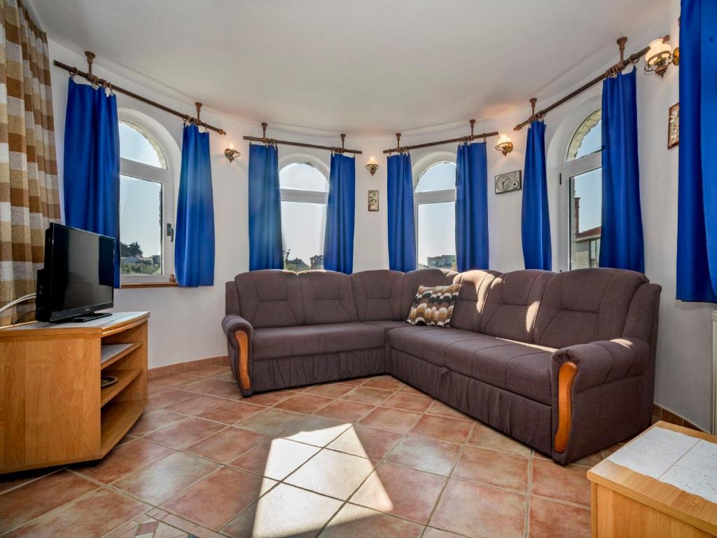 Apartment Hilde Blue-3 by Interhome photo 1