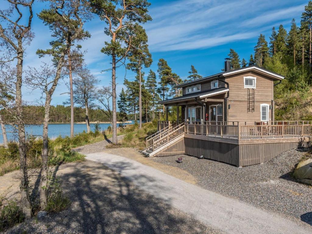 Holiday Home Kärki by Interhome