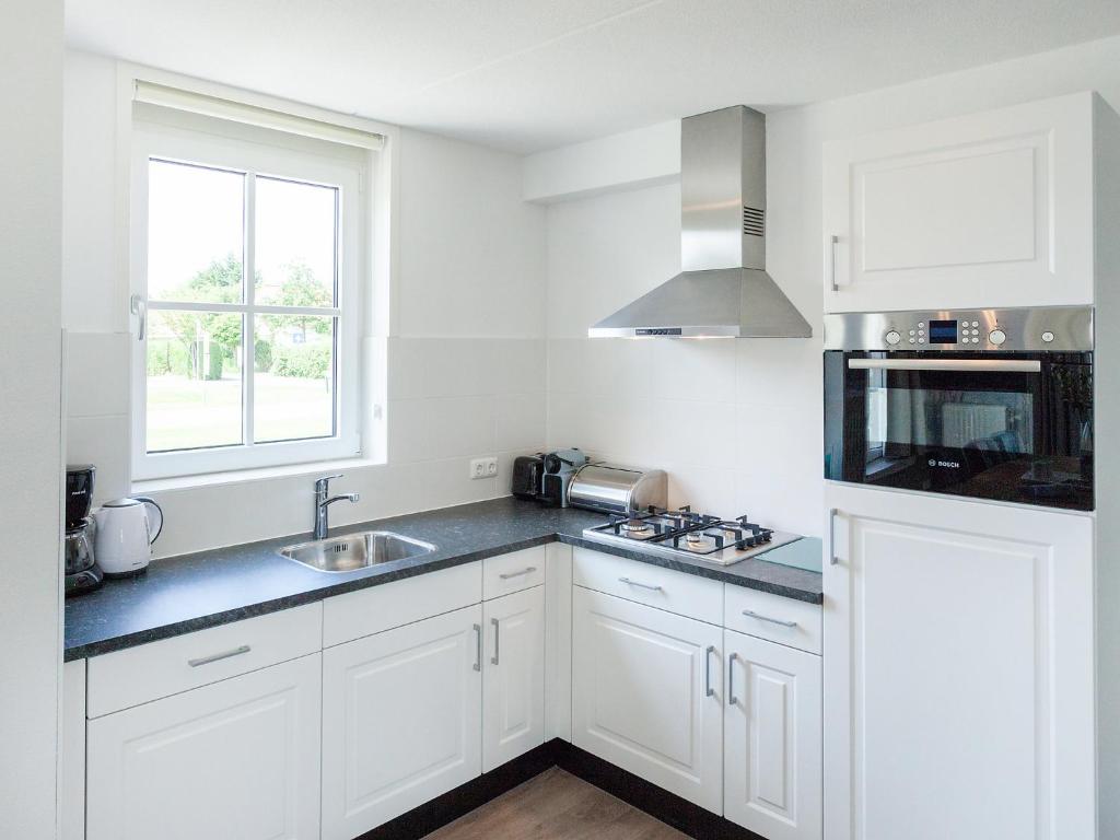 Holiday Home de Witte Raaf-2 by Interhome photo 1