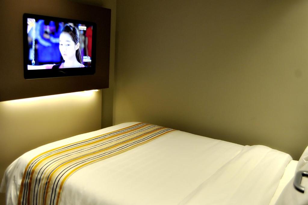 Двухместный (Номер бизнес-класса на выбор гостей), Home Inn Plus Shanghai Huaihai Road Sinan Road