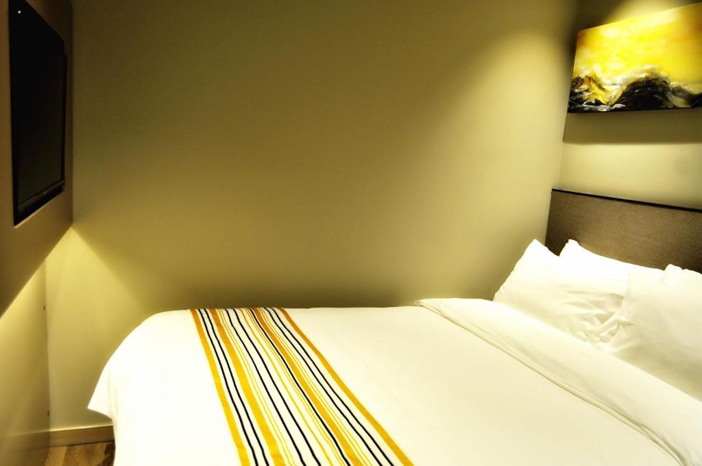 Двухместный (Номер бизнес-класса на выбор гостей), Home Inn Plus Shanghai Huaihai Road Sinan Road