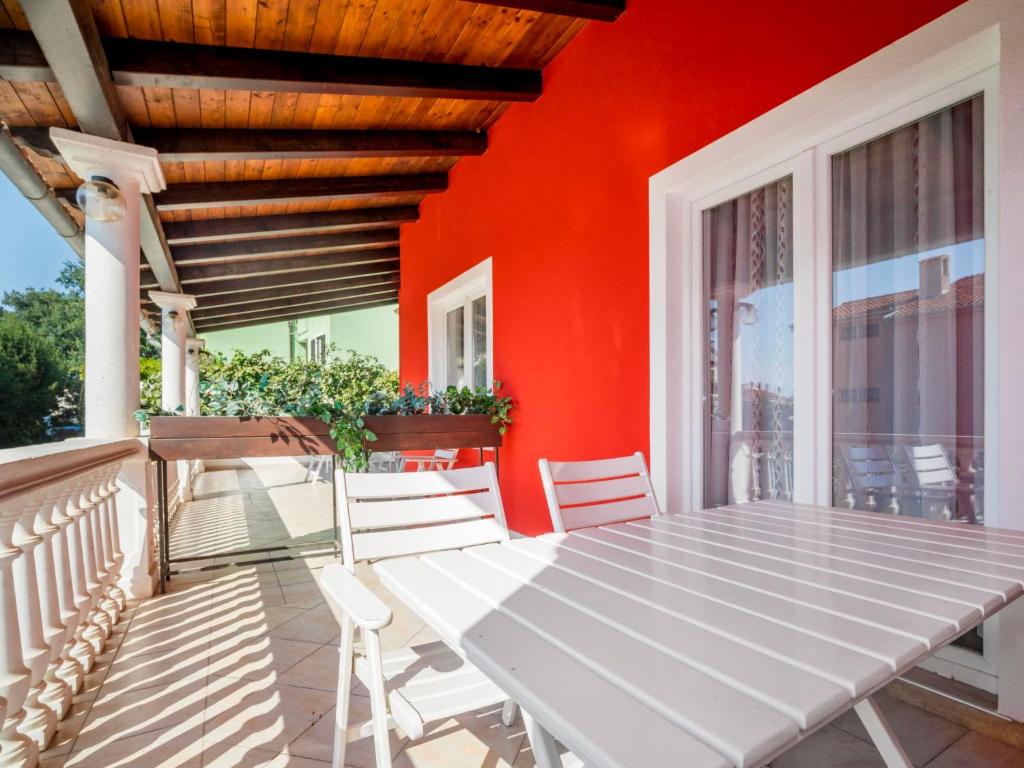 Apartment Hilde Red-7 by Interhome photo 1