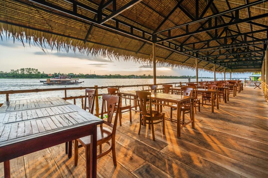 Mekong Lodge Resort