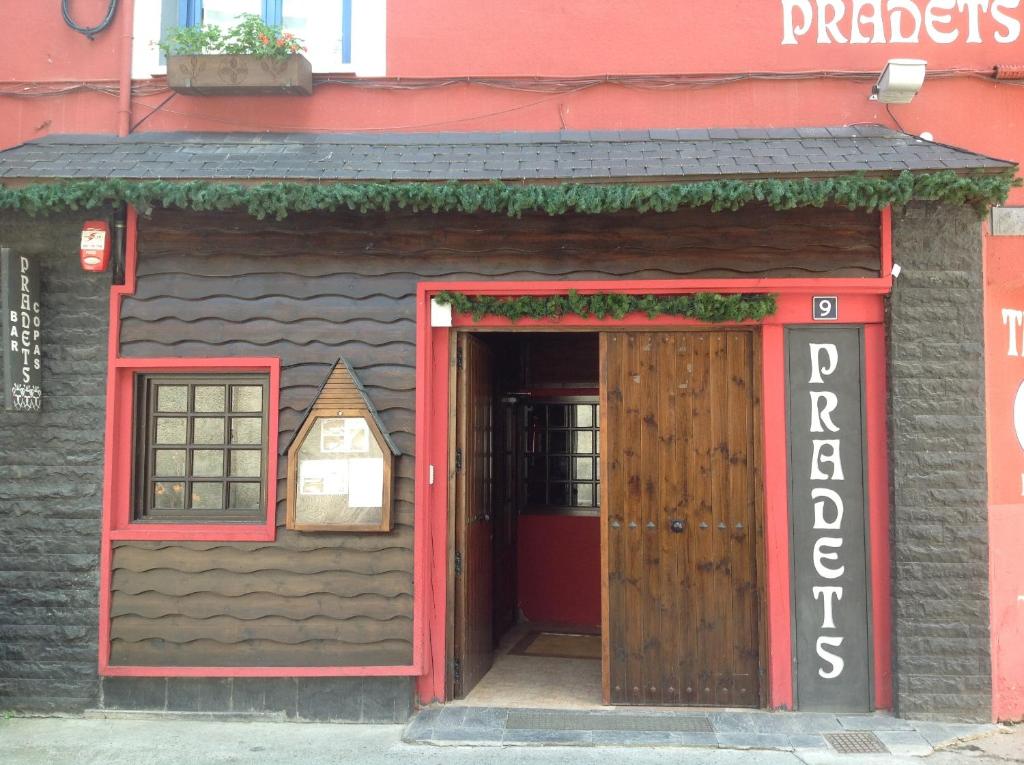 Pradets photo 1