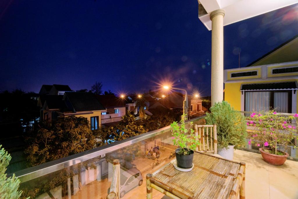 An Bang Beach Lan's Villa