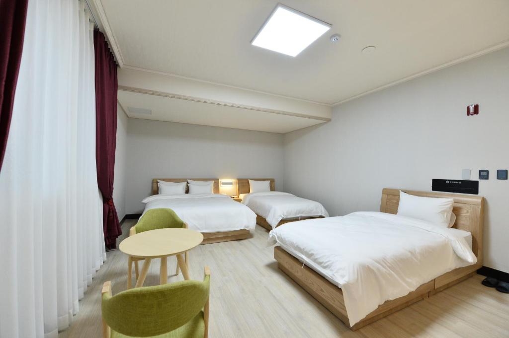 Gwangju Tourist Hotel photo 2