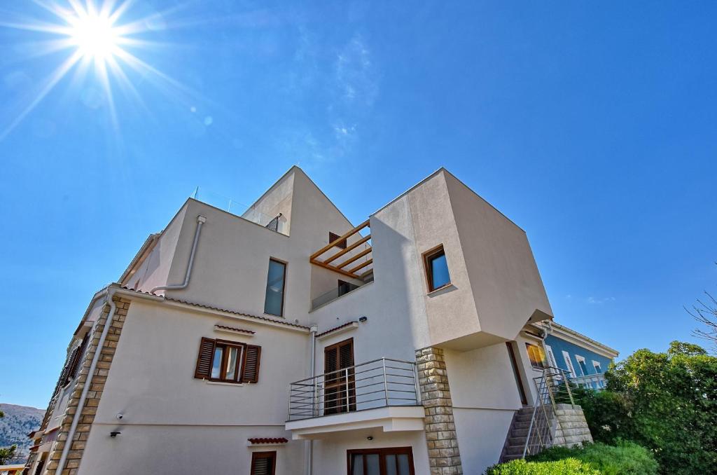 Apartments Villa Laura photo 2
