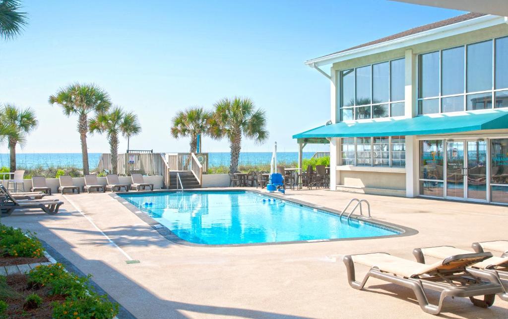 Oceanfront Litchfield Inn photo 1