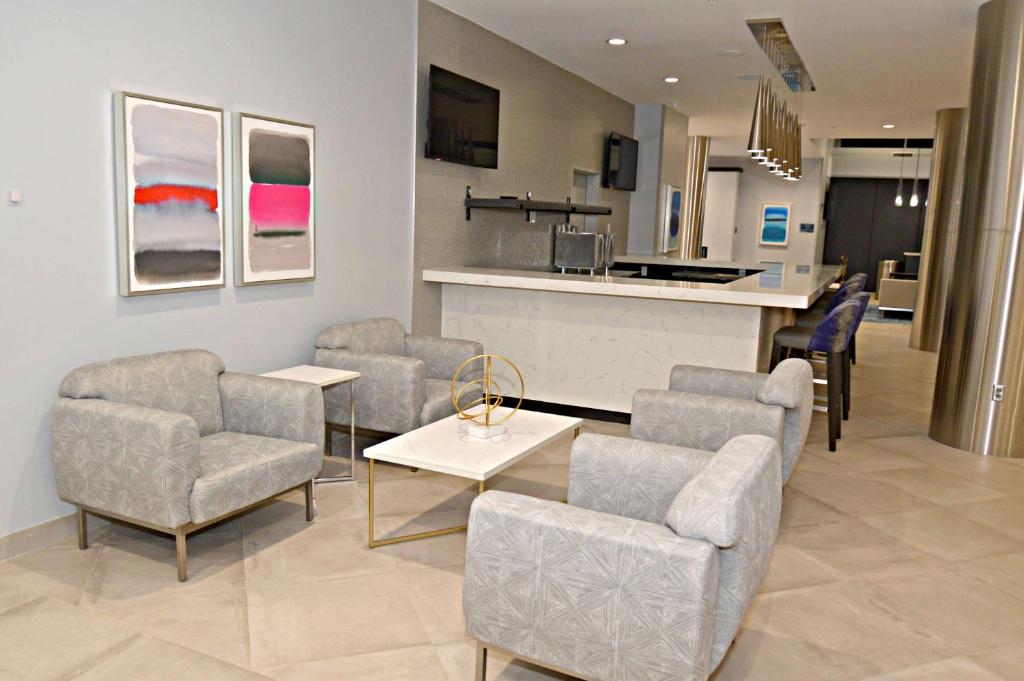 Best Western Plus Executive Residency Oklahoma City I-35 photo 3