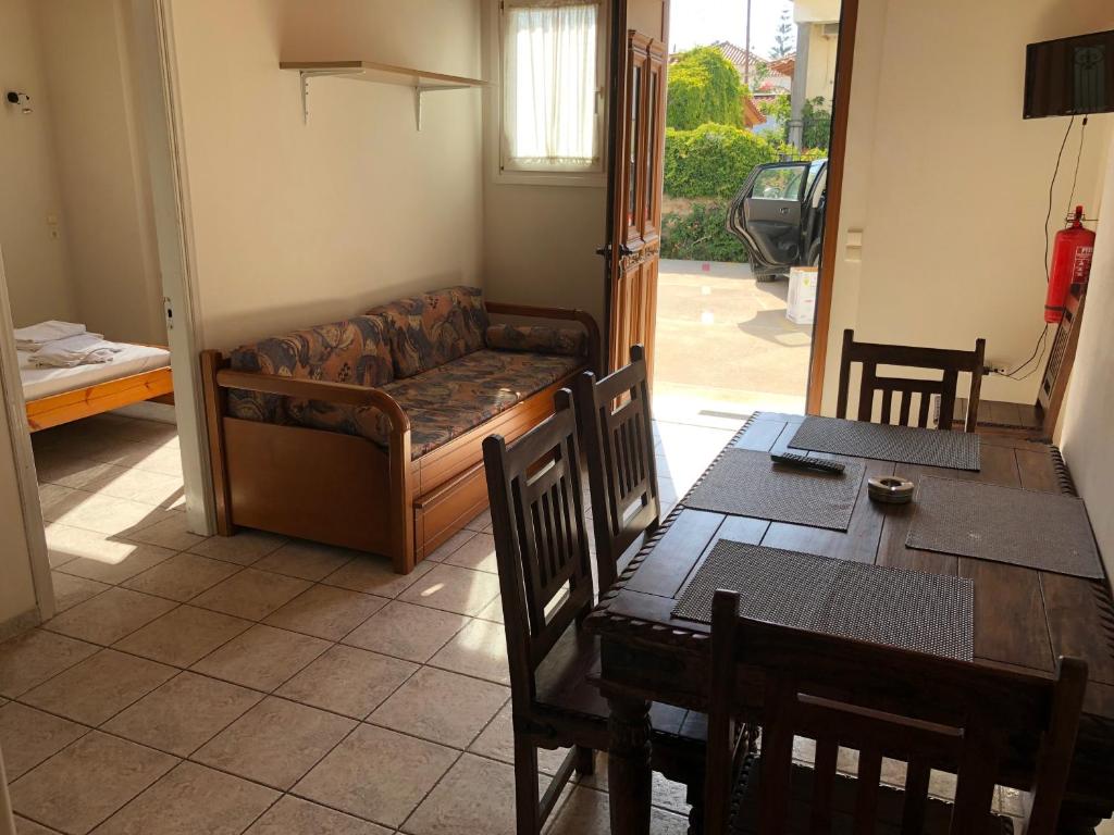 Mythos Suites-Dionysos apartment photo 2