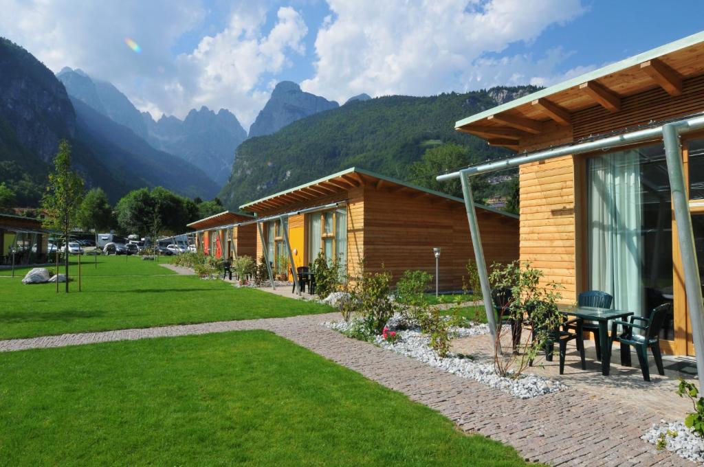 Bungalows Chalets Lago di Molveno photo 2