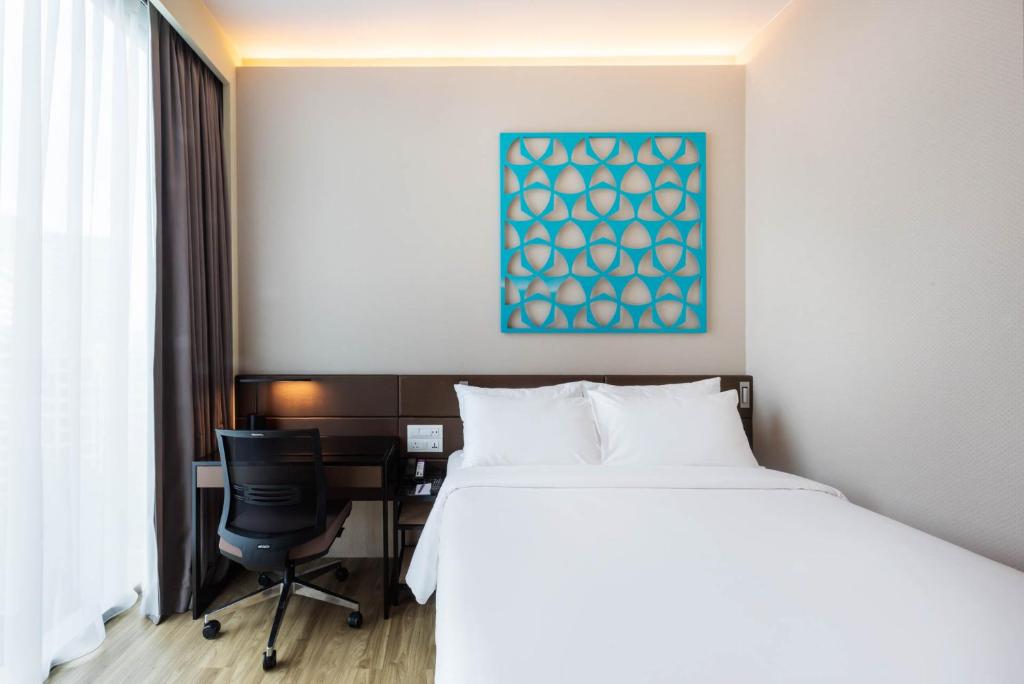 Двухместный (Улучшенный двухместный номер с 1 кроватью), Mercure Singapore On Stevens