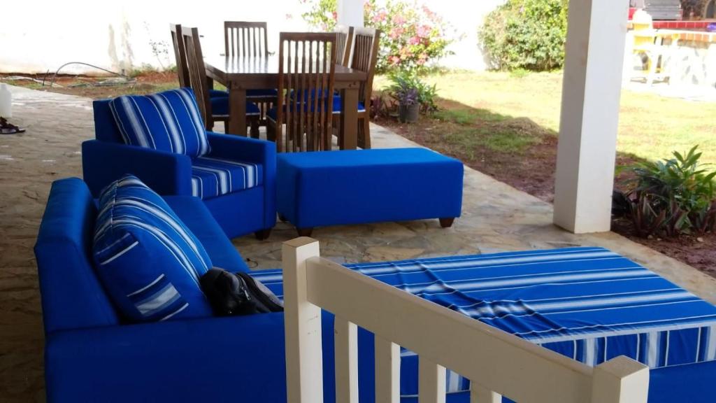 Villa de Colores 3 Rooms 5 king Beds photo 2