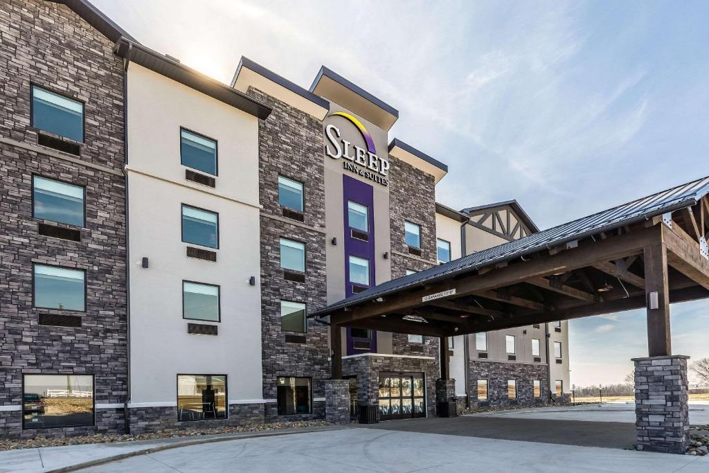 Sleep Inn & Suites Mt. Hope near Auction & Event Center photo 1