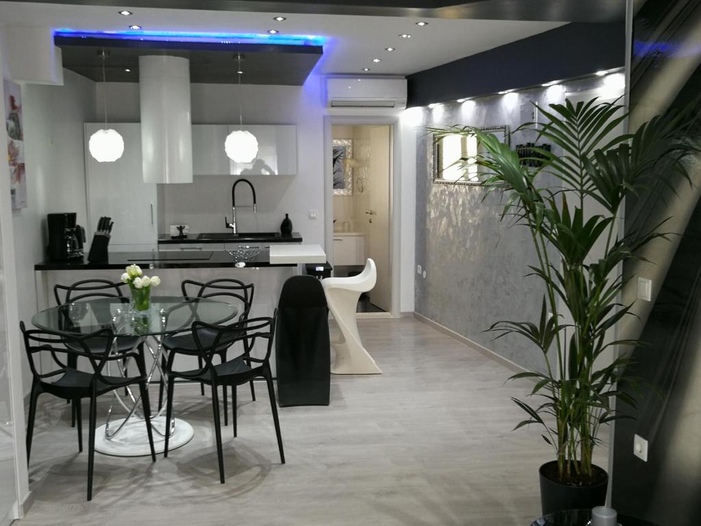 Palladium II City Center Apartments photo 2