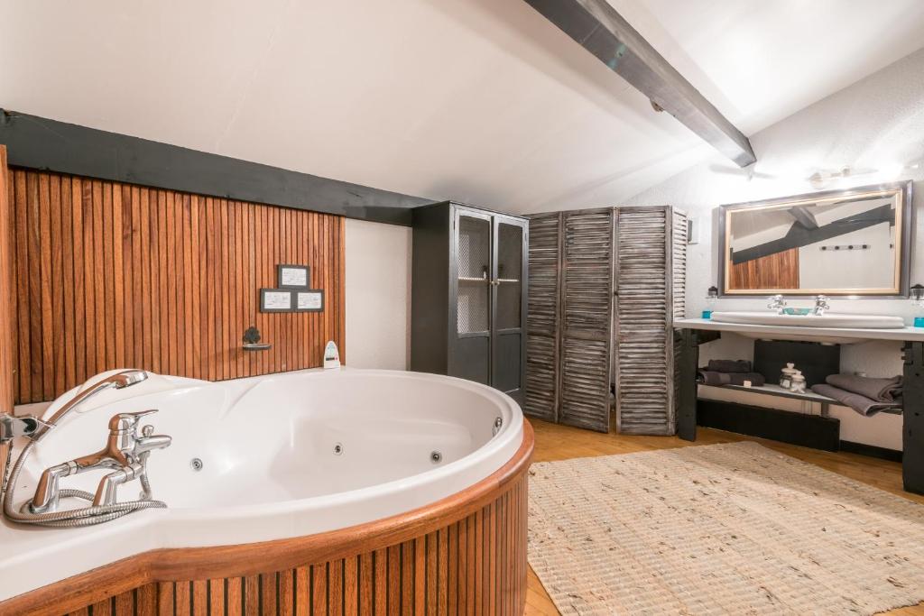 Haras Picard Du Sant Le Chalet photo 3