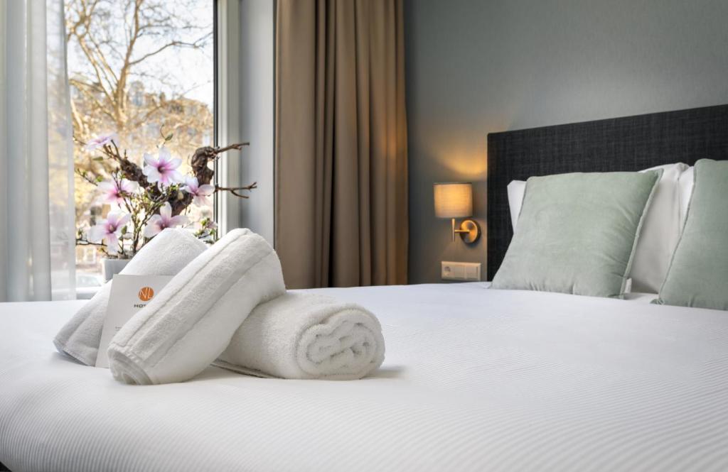 Двухместный (Kleine tweepersoonskamer встретился с Uitzicht op de Gracht), NL Hotel District Leidseplein